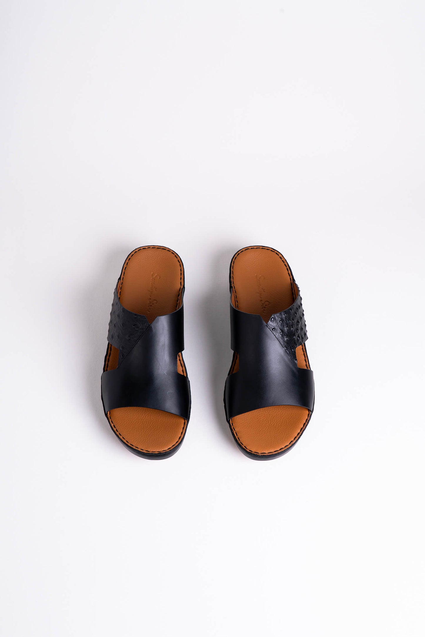 Osty - BLACK
