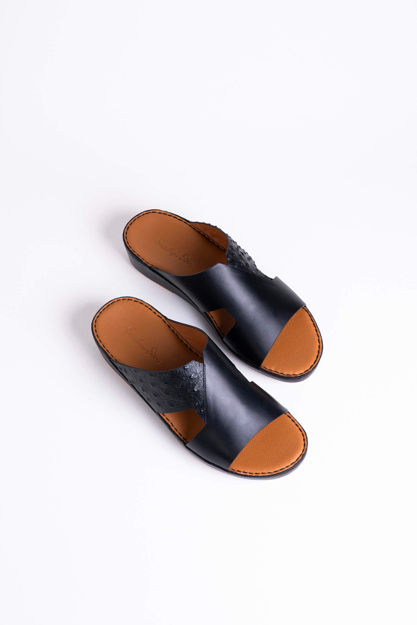 Osty - BLACK
