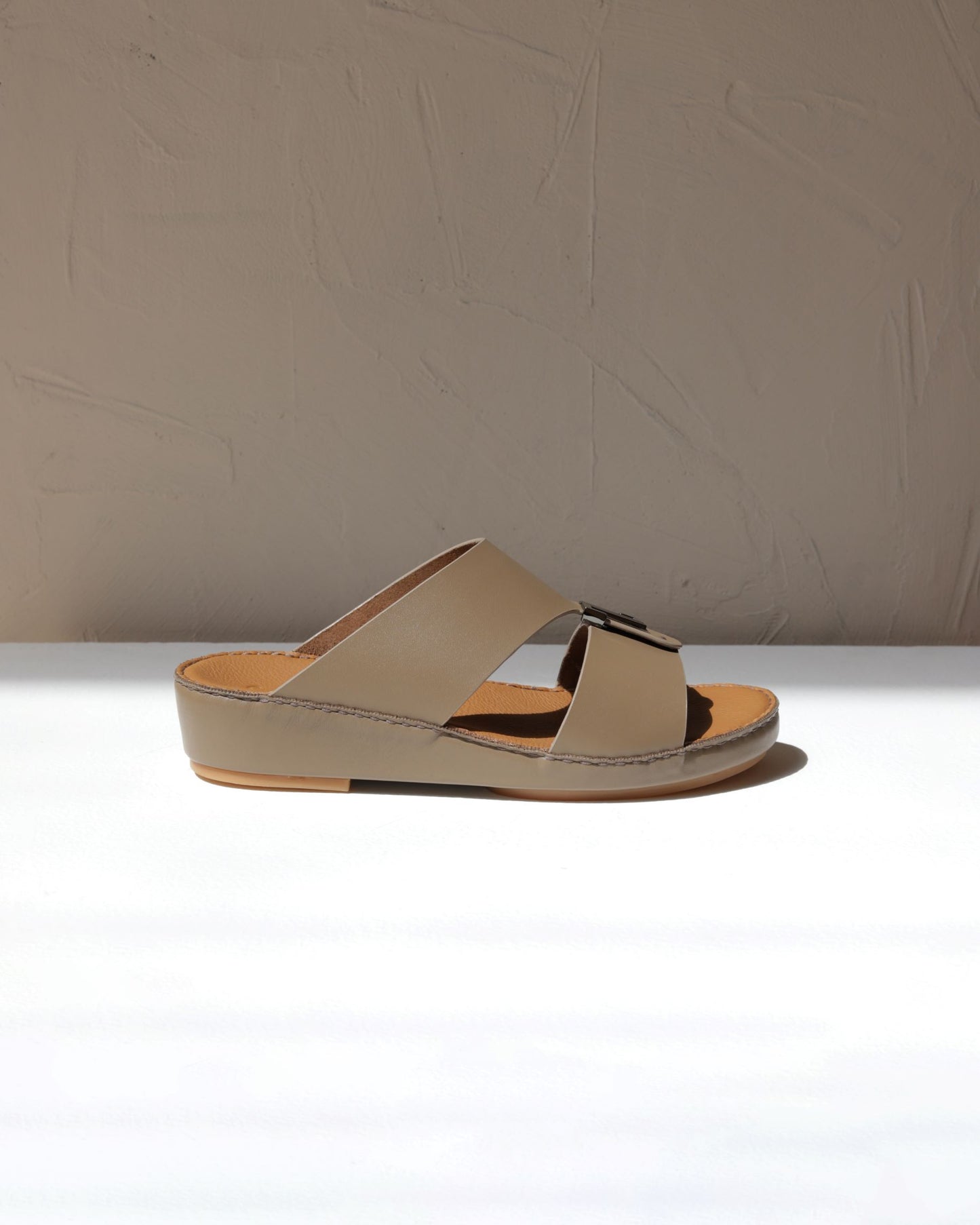 Madeo - Olive Brown