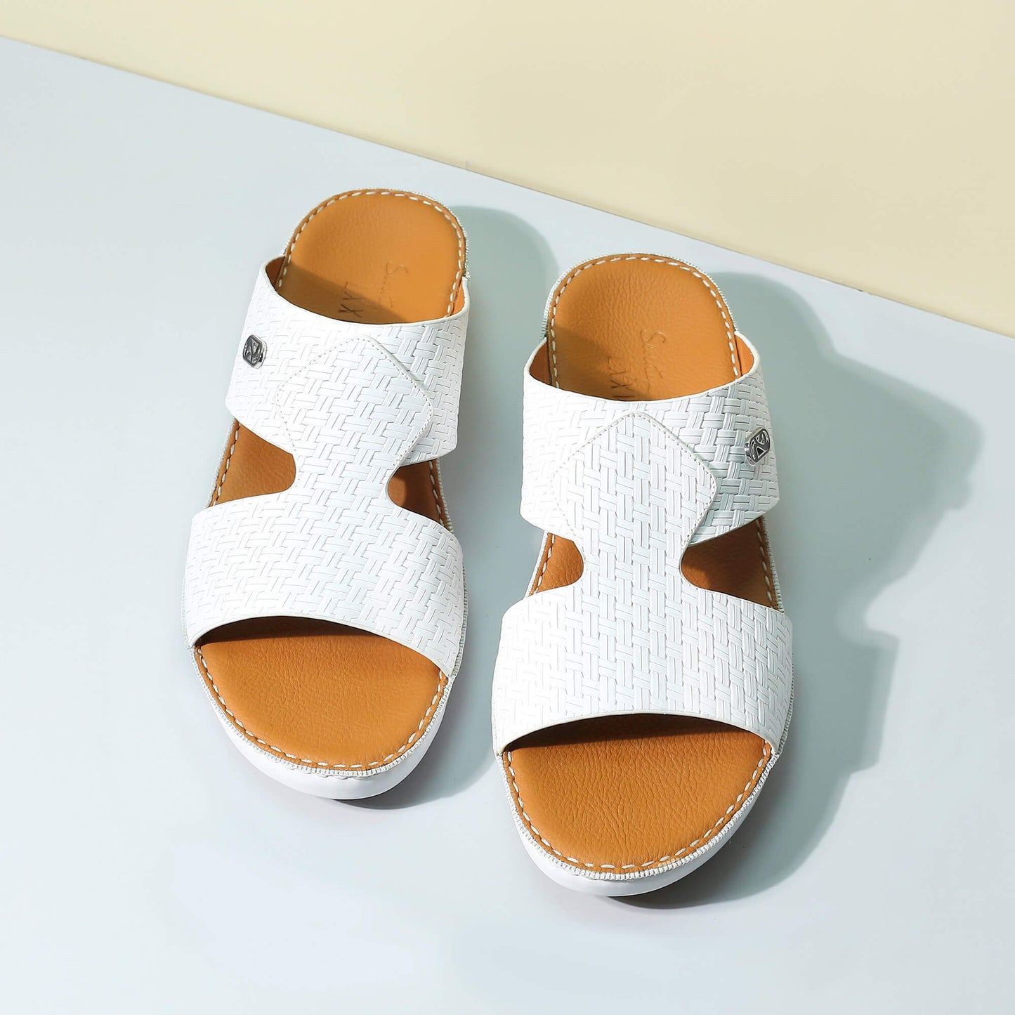 P Fourteen - White