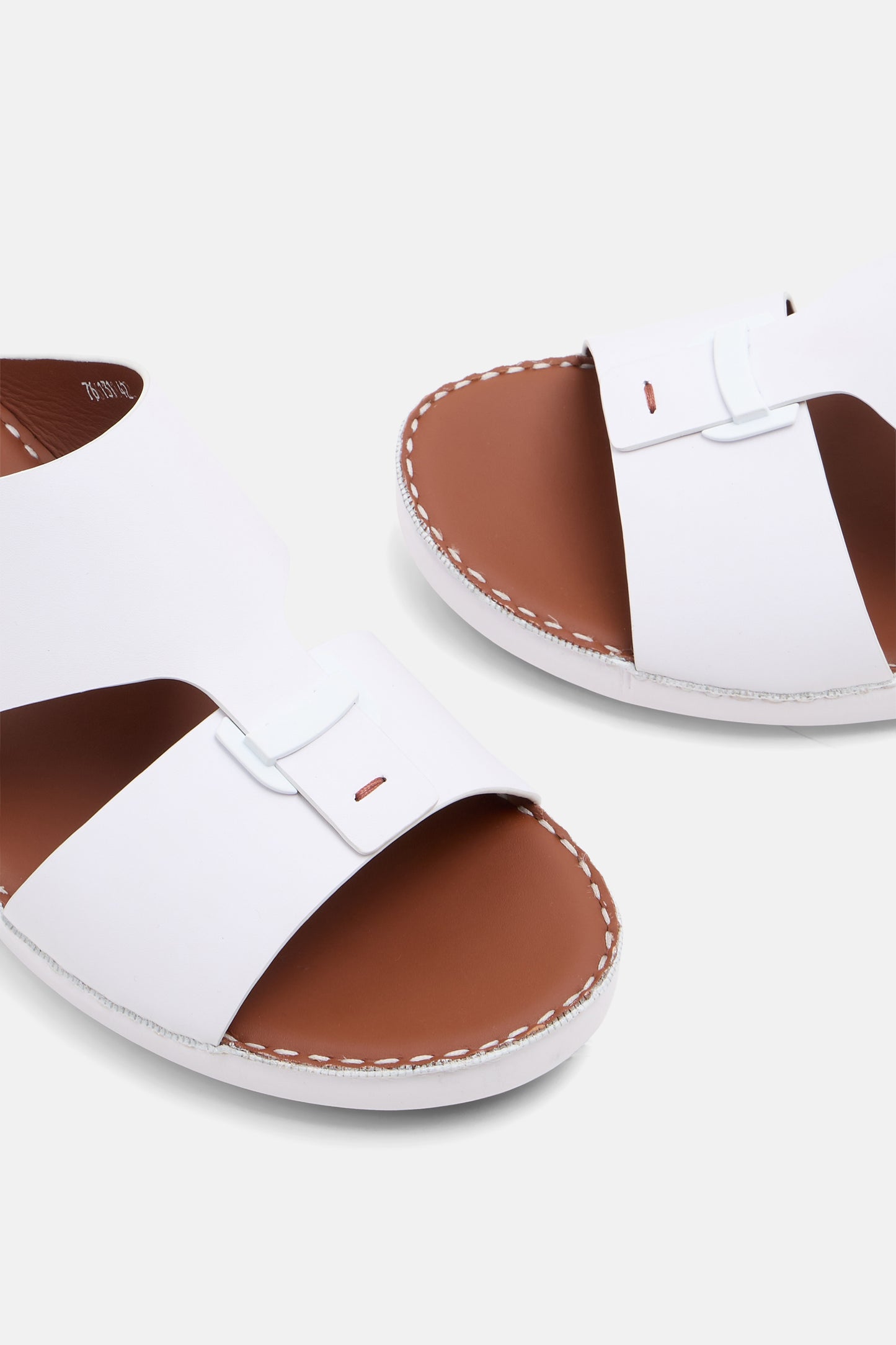 LEGACY EDITION - WHITE